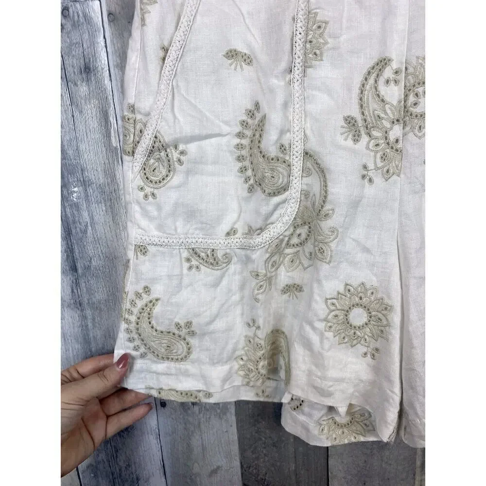 Johnny Was Maxine Walker Embroidery Paisley in Antique White Shorts Size Medium - Picture 7 of 14